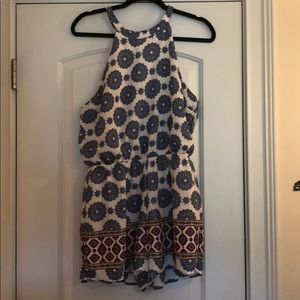 One ❤️ clothing print romper size L